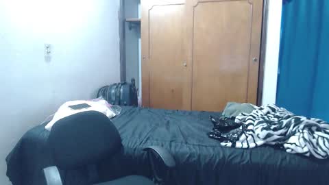 M E G A N  online show from December 18, 2025, 7:42 pm