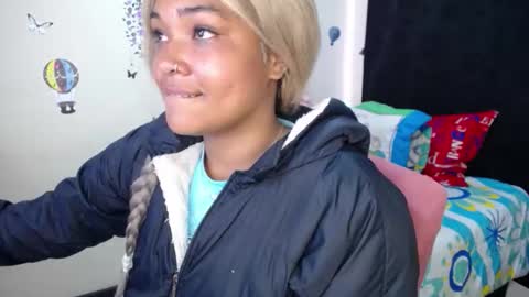 Snapshot of latin_rihanna_j chatting on September 9, 2025, 4:23 am karen online show from September 9, 2025, 4:23 am