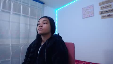 Snapshot of latin_rihanna_j chatting on October 15, 2025, 3:28 am karen online show from October 15, 2025, 3:28 am