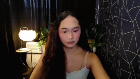 latina_kia online show from February 24, 2026, 1:58 am