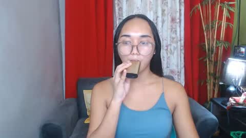 Snapshot of latina_kia chatting on July 4, 2026, 11:49 am latina_kia online show from July 4, 2026, 11:49 am