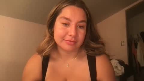 Snapshot of latinalinda02 chatting on October 2, 2025, 9:33 pm latinalinda02 online show from October 2, 2025, 9:33 pm