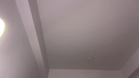 Hi -  online show from February 19, 2025, 4:34 am