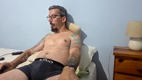 latinheat95 online show from February 10, 2026, 10:03 pm