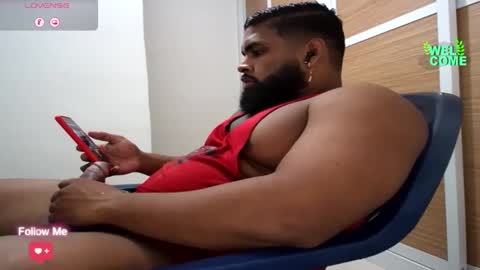 Snapshot of latinhot202423 chatting on February 4, 2025, 3:33 am blackBear online show from February 4, 2025, 3:33 am