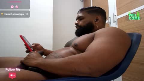 Snapshot of latinhot202423 chatting on February 19, 2025, 4:01 am blackBear online show from February 19, 2025, 4:01 am