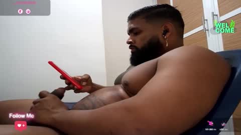 Snapshot of latinhot202423 chatting on March 5, 2025, 11:49 pm blackBear online show from March 5, 2025, 11:49 pm