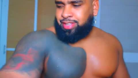 Snapshot of latinhot202423 chatting on November 24, 2025, 12:32 am blackBear online show from November 24, 2025, 12:32 am