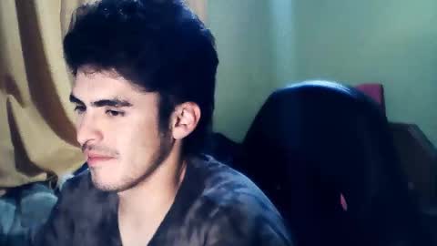 latinn_babe online show from November 17, 2025, 1:22 am