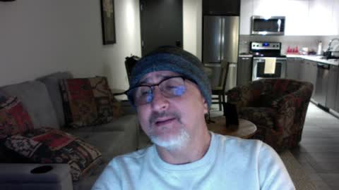 QS - INDEPENDENT MODEL online show from December 15, 2024, 7:02 am