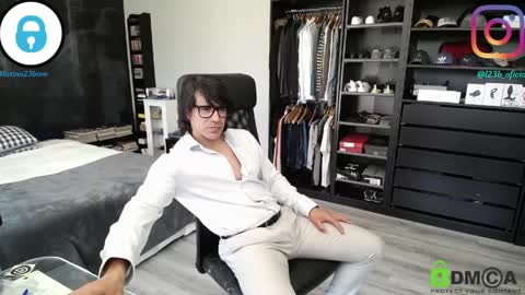 sam online show from April 1, 2026, 1:41 pm