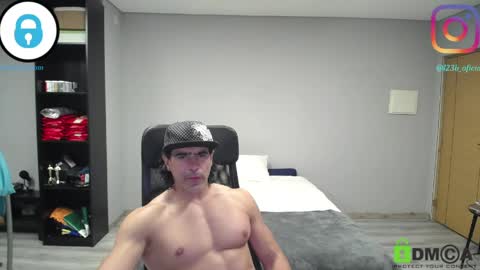 sam online show from April 15, 2026, 7:58 pm