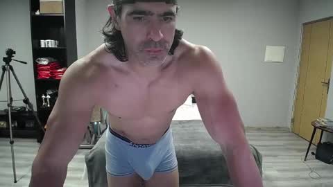 sam online show from April 24, 2026, 9:39 pm