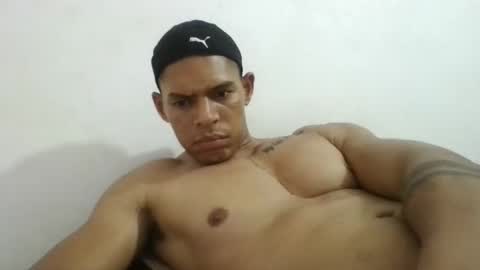 Snapshot of latinoxxl22cm chatting on February 23, 2025, 5:56 am latinoxxl22cm online show from February 23, 2025, 5:56 am