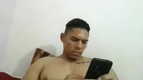 Snapshot of latinoxxl22cm chatting on February 24, 2025, 4:16 am latinoxxl22cm online show from February 24, 2025, 4:16 am