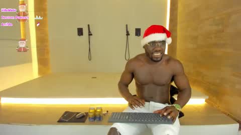 LEANDRO online show from December 21, 2024, 12:38 pm