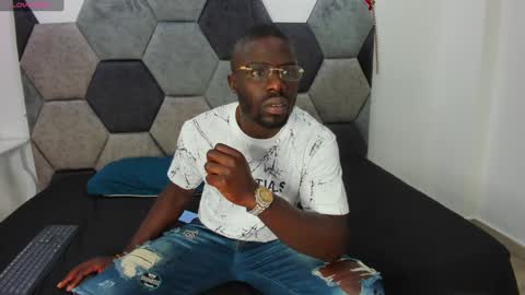 LEANDRO online show from January 8, 2025, 11:43 am