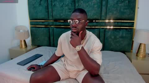 LEANDRO online show from January 22, 2025, 12:38 pm