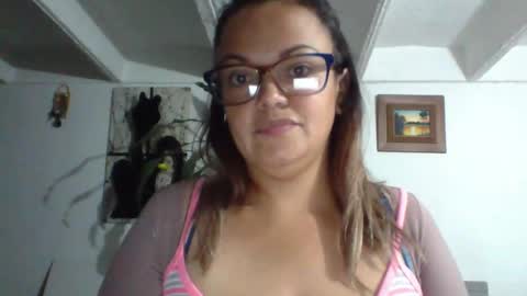 Laura online show from December 21, 2025, 8:43 am