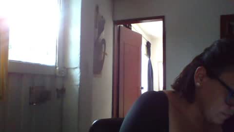 Snapshot of lau16310 chatting on June 15, 2026, 8:44 pm Laura online show from June 15, 2026, 8:44 pm