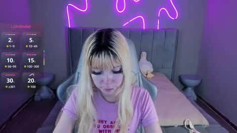 laukyubey1 online show from October 11, 2025, 8:07 pm