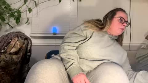 LauLauMa online show from January 5, 2025, 7:07 am