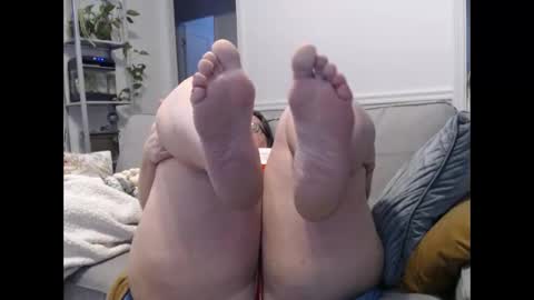 LauLauMa online show from February 16, 2025, 2:43 pm