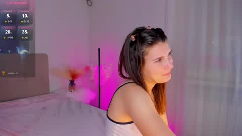 Laura online show from March 8, 2025, 9:17 am