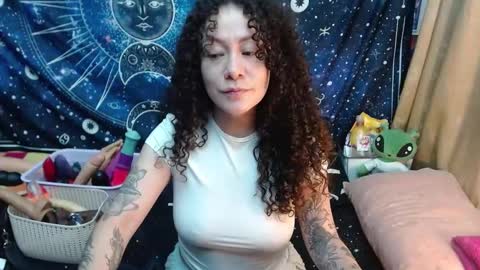  Wen  online show from March 4, 2025, 10:16 pm