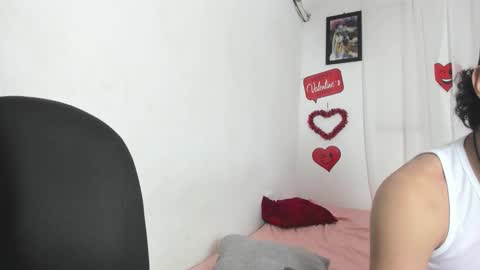 laura_and_kevin online show from February 19, 2026, 9:11 pm