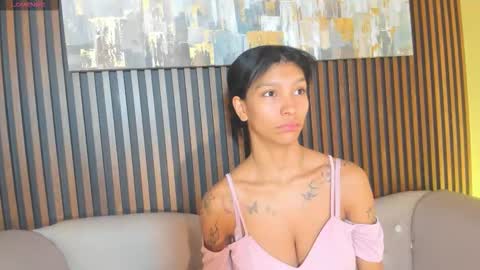 Laura online show from October 18, 2025, 12:39 pm