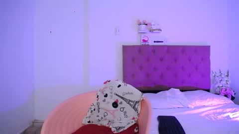 LAURA online show from January 17, 2025, 6:12 pm