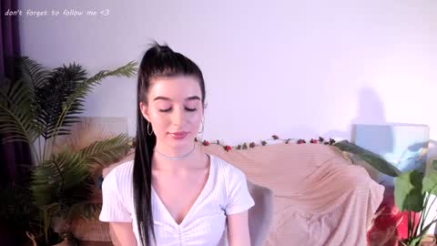 Laura online show from February 5, 2025, 11:28 pm