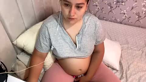 laura online show from February 22, 2025, 3:45 am