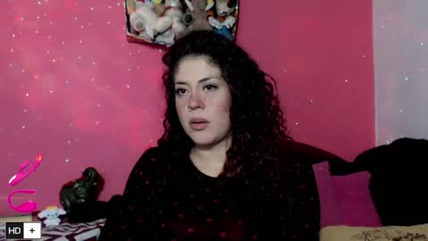 weedcam Curly Laura OF    online show from April 29, 2026, 2:54 pm