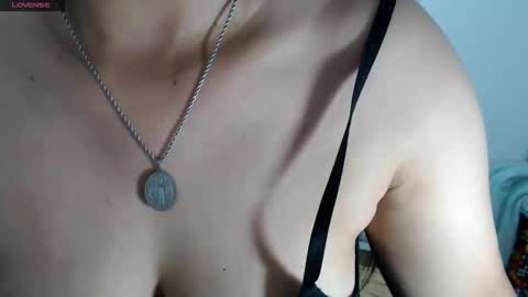 Snapshot of laura_foxx2379 chatting on May 1, 2026, 4:55 pm laura_foxx2379 online show from May 1, 2026, 4:55 pm