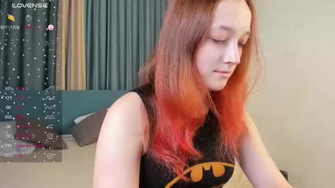 laura_kelley1 online show from November 20, 2025, 10:26 am