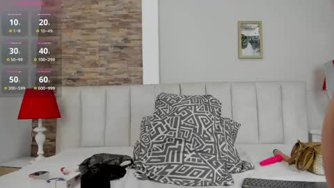 Snapshot of laura_latinhot chatting on June 3, 2026, 8:58 pm laura latinhot online show from June 3, 2026, 8:58 pm