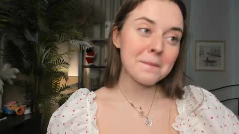 Snapshot of laura_mutti chatting on May 29, 2026, 3:54 pm Samantha online show from May 29, 2026, 3:54 pm