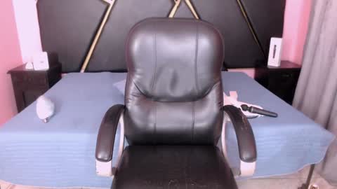 Laura online show from January 18, 2025, 5:59 pm