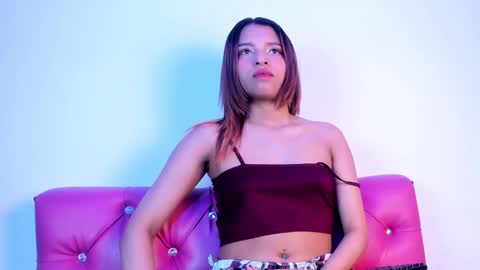 laura_serena online show from December 18, 2025, 1:06 pm