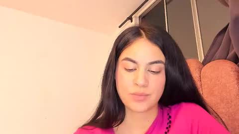 LAURA SOE online show from March 19, 2026, 12:47 am