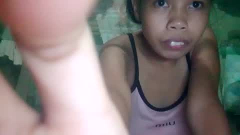 Snapshot of laura_sweet063 chatting on July 14, 2026, 12:11 pm Laura online show from July 14, 2026, 12:11 pm
