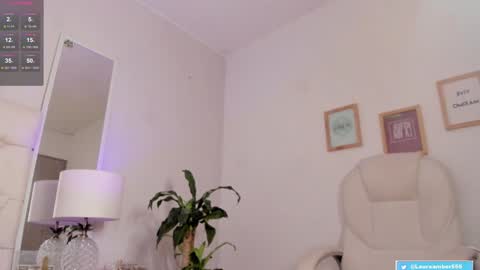 Snapshot of lauraamber_ chatting on February 8, 2025, 11:22 am LAURA online show from February 8, 2025, 11:22 am