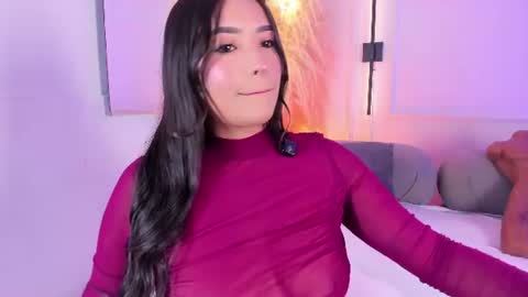 LauraCarther  online show from July 24, 2026, 6:17 pm