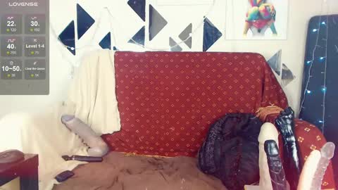 LauraCrystall online show from February 18, 2025, 3:43 pm