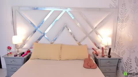 Snapshot of laurafarrely chatting on March 12, 2025, 10:37 am Laura online show from March 12, 2025, 10:37 am