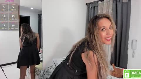 Snapshot of laurafarrely chatting on October 22, 2025, 1:17 am Laura online show from October 22, 2025, 1:17 am