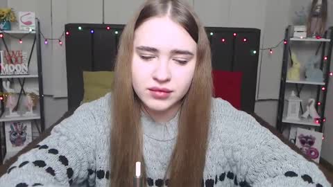 LauraHlot online show from January 18, 2025, 7:04 pm