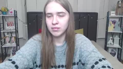 LauraHlot online show from September 21, 2025, 5:53 am